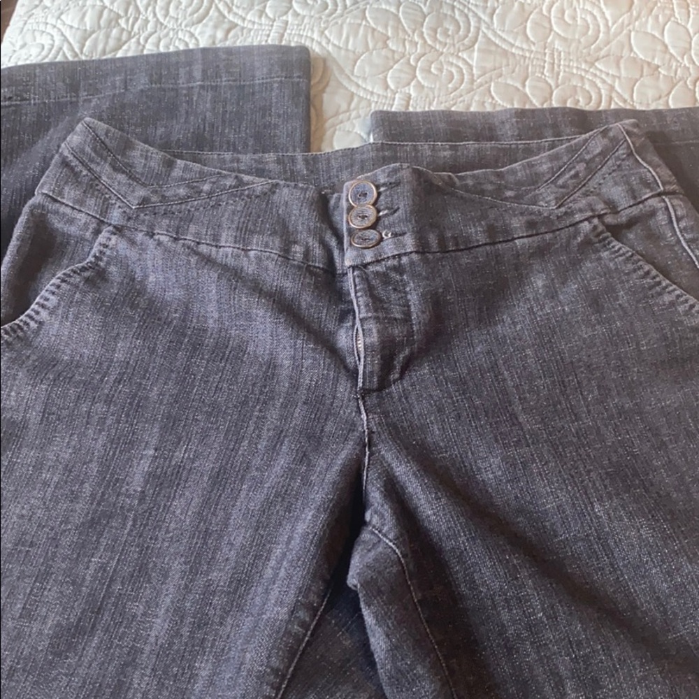 Maurices jeans